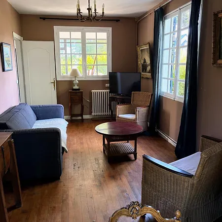 Maison De Famille - Proche Centre Et Cabourg