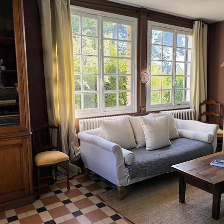 Maison De Famille - Proche Centre Et Holiday home Cabourg